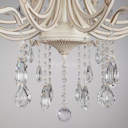 Потолочная люстра Eurosvet 12205/8 белый