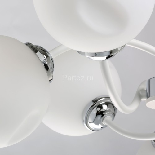 Потолочная люстра DeMarkt 220013406