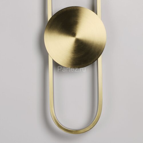 Настенный светильник DeMarkt 632028201