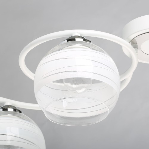 Потолочная люстра DeMarkt 677014004